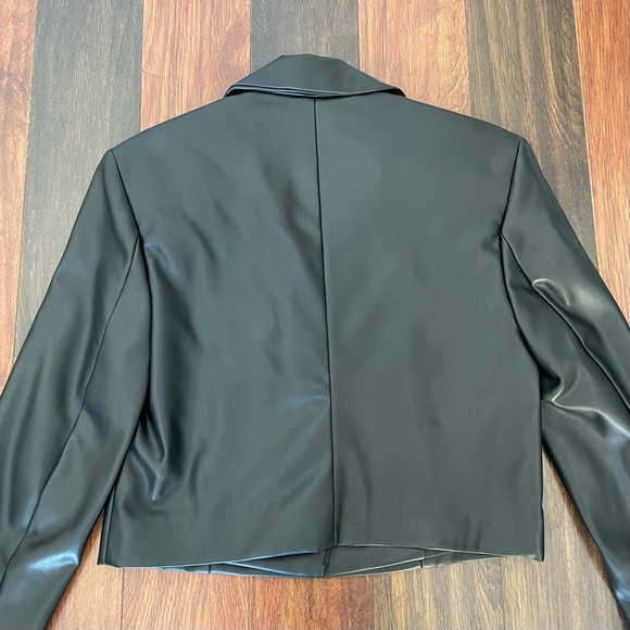 Zara cropped blazer - Picture 2 of 4